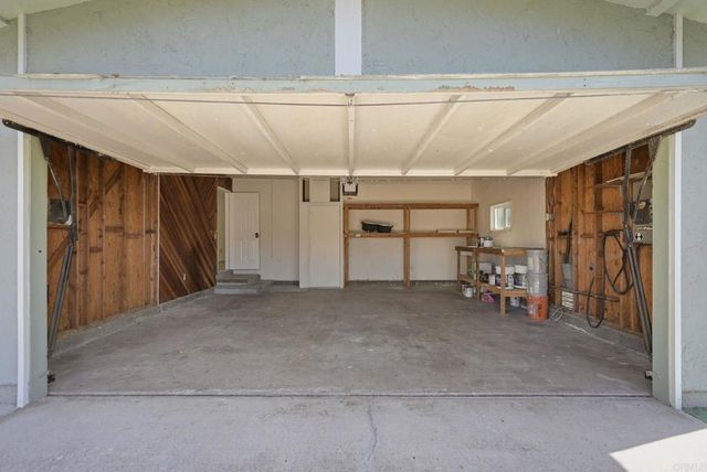 8451 Lomker Way, Santee, CA 92071