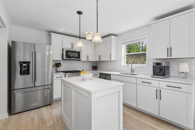 3701 Taunton Trail, Portage, MI 49024