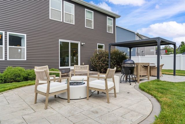 3701 Taunton Trail, Portage, MI 49024