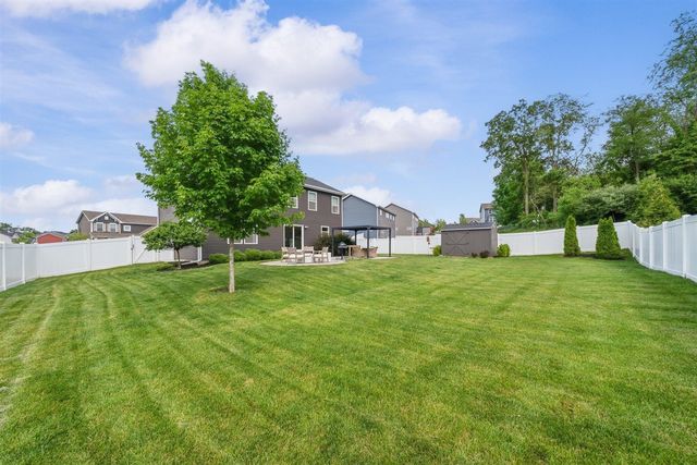 3701 Taunton Trail, Portage, MI 49024