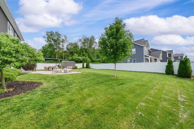 3701 Taunton Trail, Portage, MI 49024