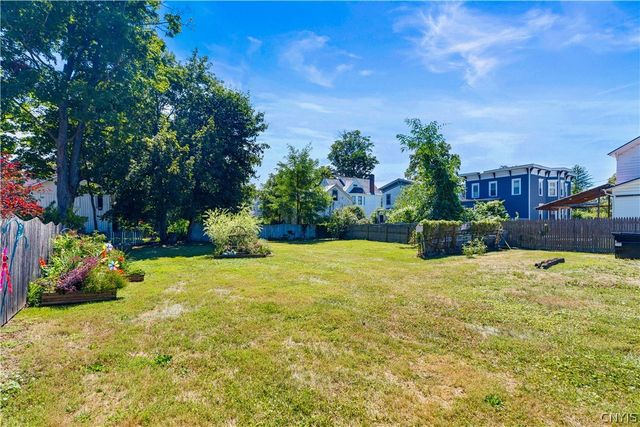 117 West Walnut Street, Oneida, NY 13421