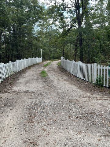 8142 State Highway 64, Ben Wheeler, TX 75754