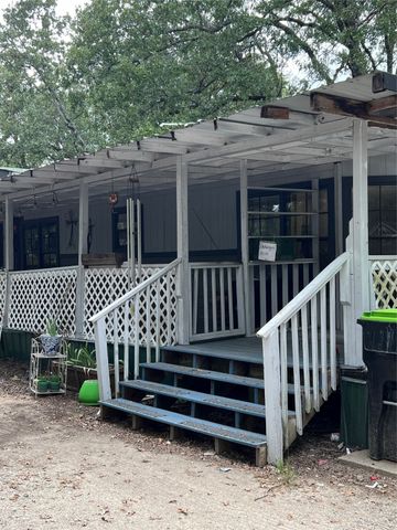 8142 State Highway 64, Ben Wheeler, TX 75754