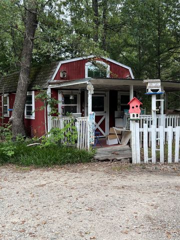 8142 State Highway 64, Ben Wheeler, TX 75754