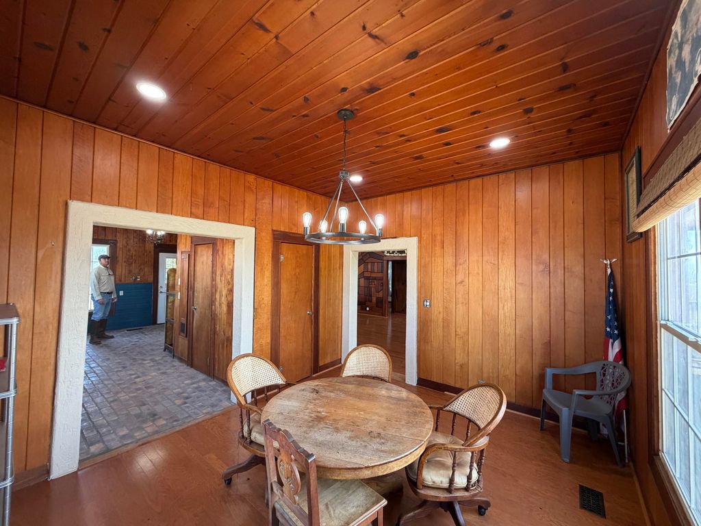 Image 24 of property listing at 301 Ranch To Market Road 2597, Sonora, TX 76950