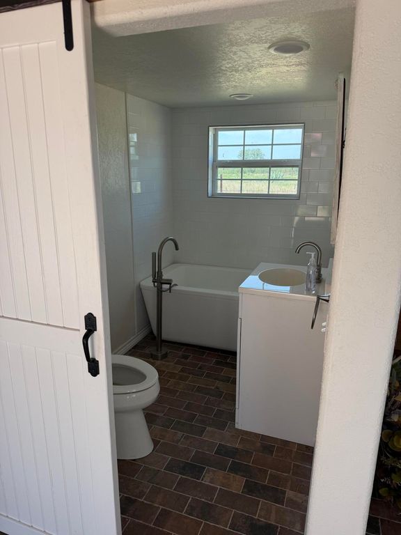 Image 30 of property listing at 301 Ranch To Market Road 2597, Sonora, TX 76950