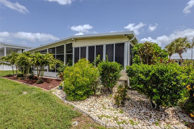 2100 KINGS HIGHWAY 274, Port Charlotte, FL 33980