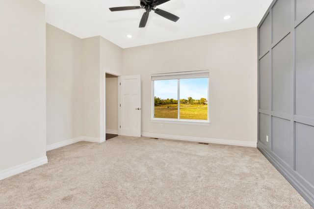 12037 E Bonita Ct, Wichita, KS 67207