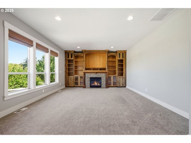 2234 Nw UTAH Ct, Camas, WA 98607