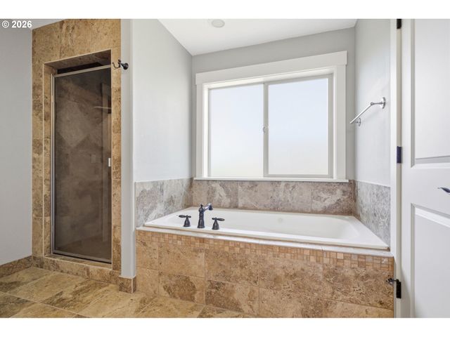 2234 Nw UTAH Ct, Camas, WA 98607