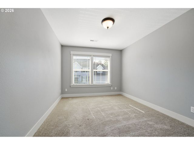 2234 Nw UTAH Ct, Camas, WA 98607
