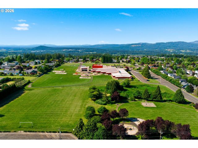 2234 Nw UTAH Ct, Camas, WA 98607