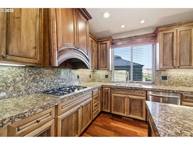 2234 Nw UTAH Ct, Camas, WA 98607
