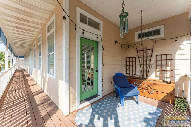 109 W Morningside Dr., South Padre Island, TX 78597