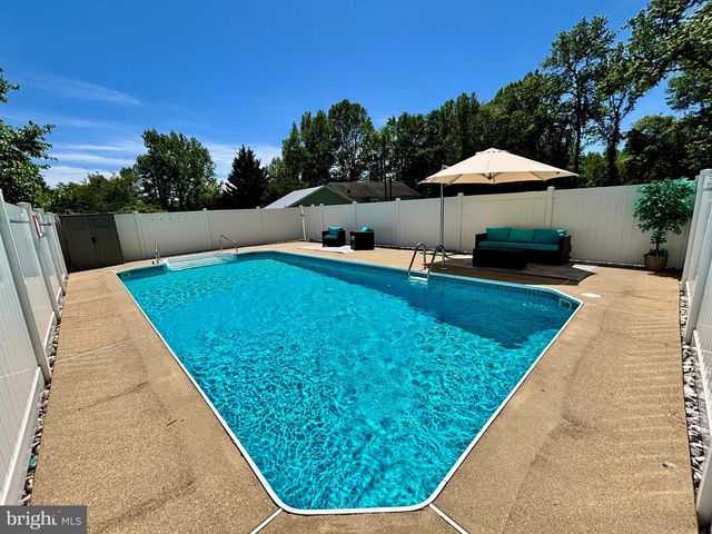 1321 CALEDON RD, King George, VA 22485