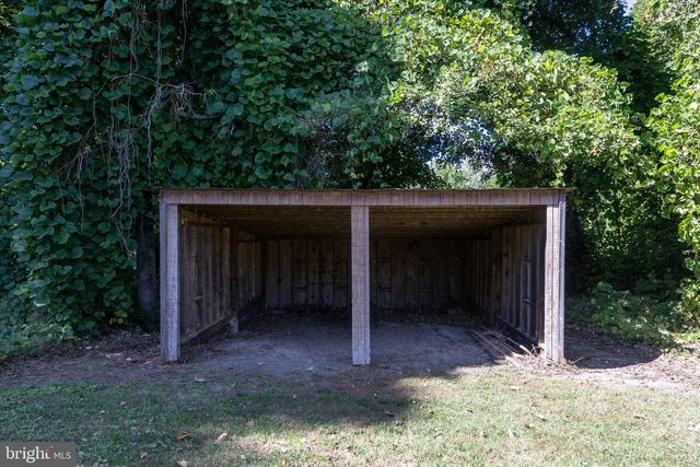 1321 CALEDON RD, King George, VA 22485