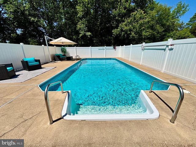 1321 CALEDON RD, King George, VA 22485