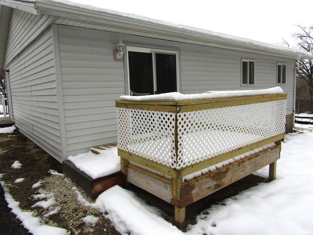 510 W MILTON Avenue, Lewistown, IL 61542