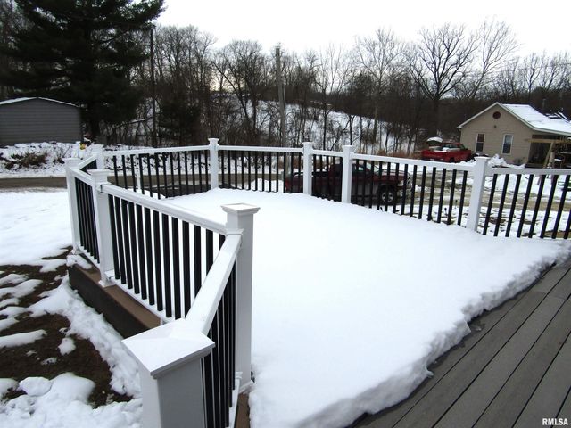 510 W MILTON Avenue, Lewistown, IL 61542