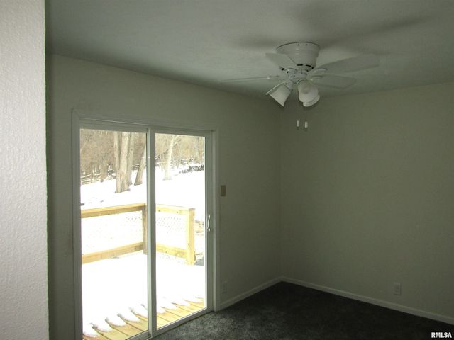 510 W MILTON Avenue, Lewistown, IL 61542