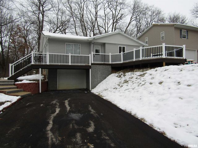 510 W MILTON Avenue, Lewistown, IL 61542