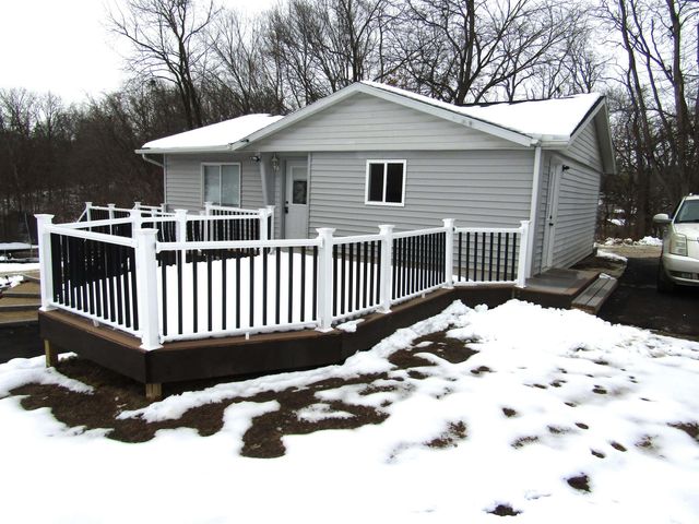 510 W MILTON Avenue, Lewistown, IL 61542