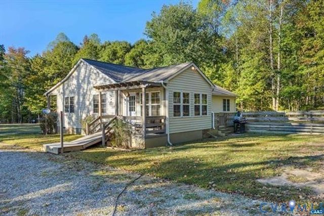 1211 Tisdale Rd, Louisa, VA 23093