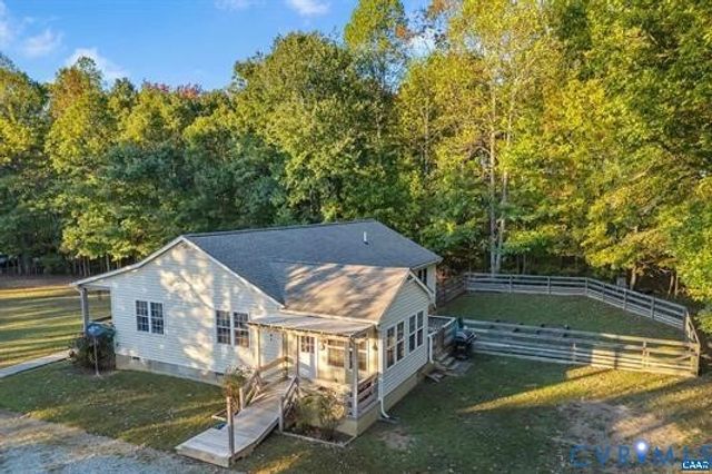 1211 Tisdale Rd, Louisa, VA 23093