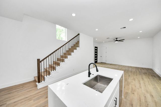 8313 Venus Street, Houston, TX 77088