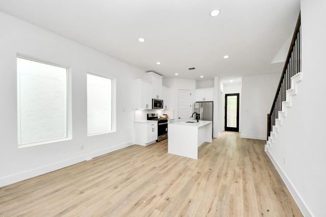 8313 Venus Street, Houston, TX 77088