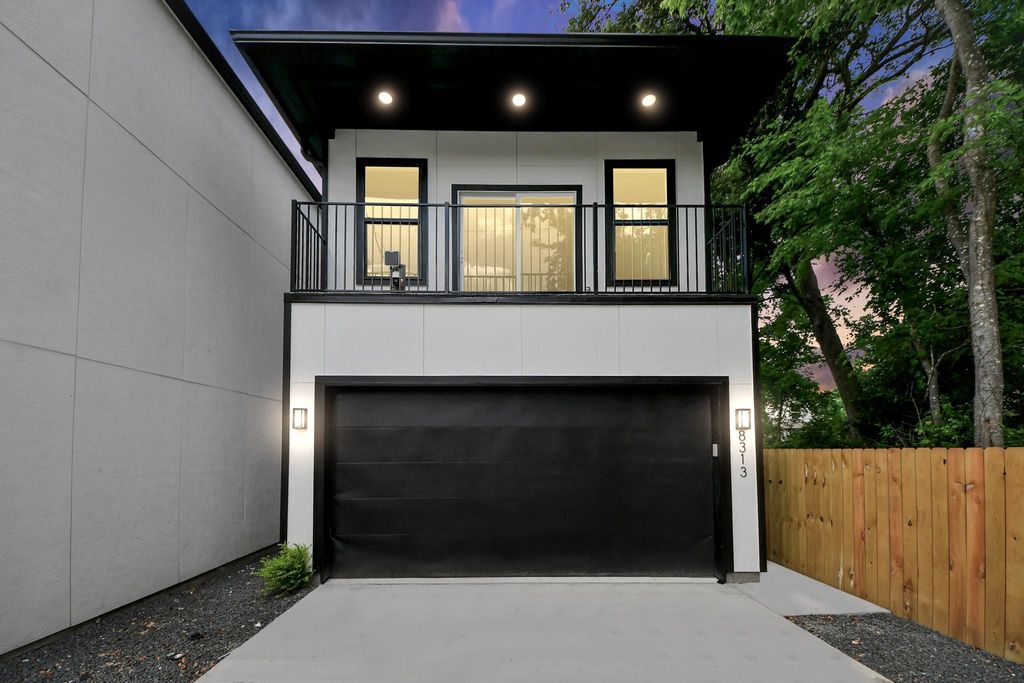 8313 Venus Street, Houston, TX 77088