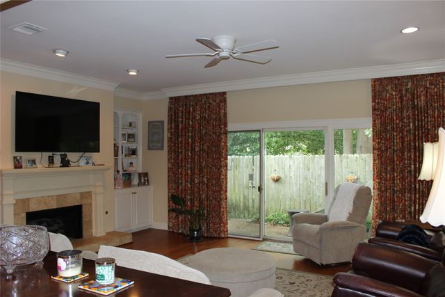 4739 Fairfield Avenue 4, Shreveport, LA 71106