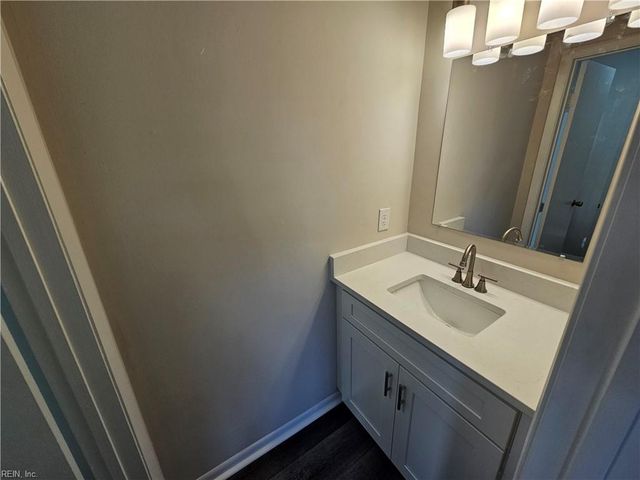 1026 Smoke Tree LN, Virginia Beach, VA 23452