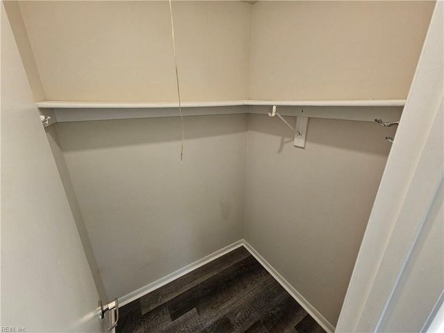 1026 Smoke Tree LN, Virginia Beach, VA 23452