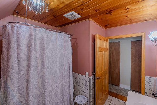 6 Cromwell Drive, Haverhill, NH 03785