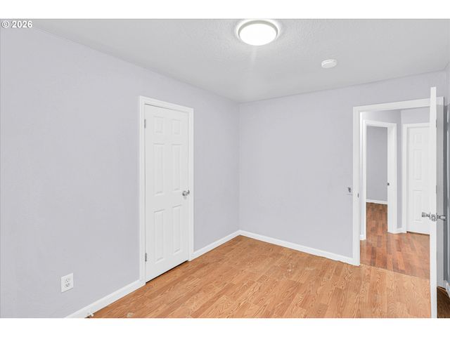 14125 Se DIVISION St, Portland, OR 97236