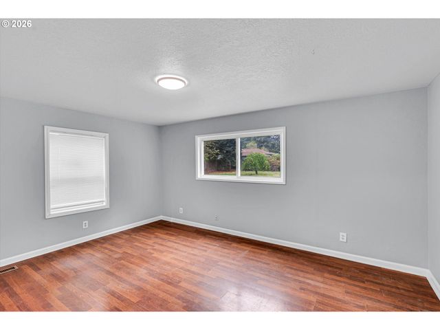 14125 Se DIVISION St, Portland, OR 97236