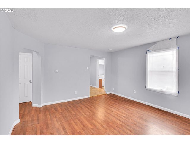 14125 Se DIVISION St, Portland, OR 97236