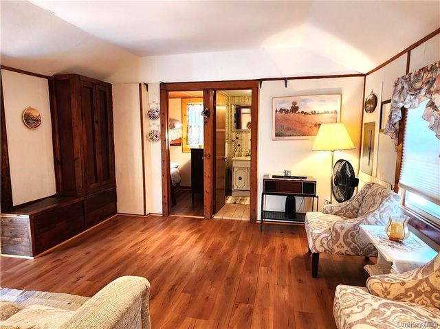 74 E Thompson Place, Smallwood, NY 12778