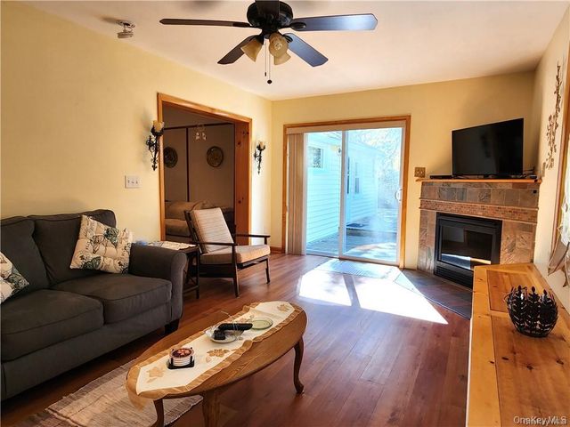 74 E Thompson Place, Smallwood, NY 12778