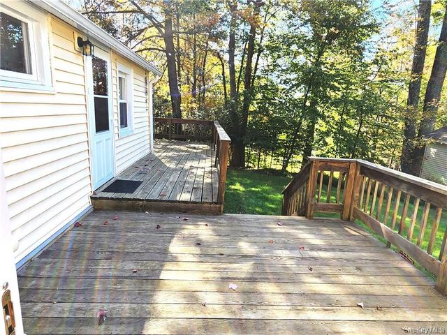 74 E Thompson Place, Smallwood, NY 12778