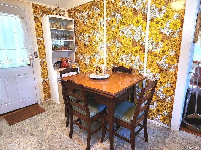 74 E Thompson Place, Smallwood, NY 12778