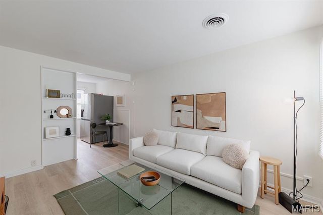 1231 Louisville Avenue, St Louis, MO 63139