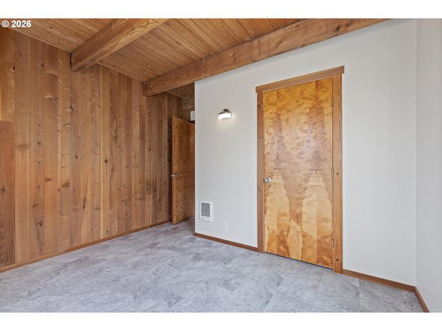 20750 STONE Rd, Sheridan, OR 97378
