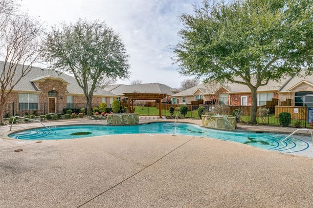 2829 Mott Street, Plano, TX 75025