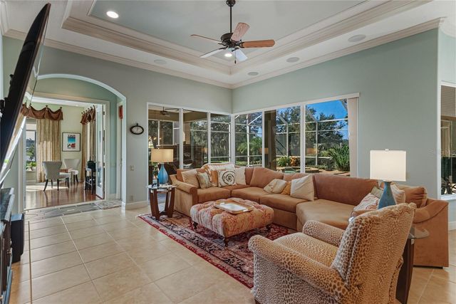 34052 AMERICANA AVENUE, Dade City, FL 33525