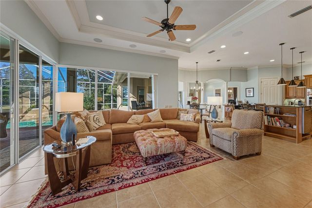 34052 AMERICANA AVENUE, Dade City, FL 33525