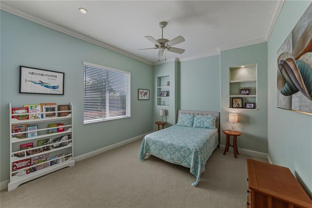 34052 AMERICANA AVENUE, Dade City, FL 33525