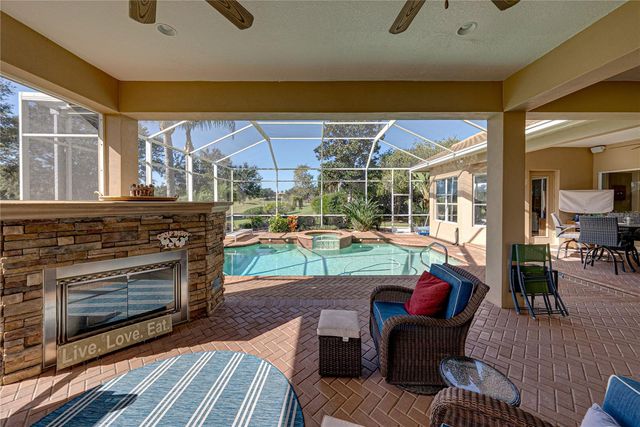 34052 AMERICANA AVENUE, Dade City, FL 33525